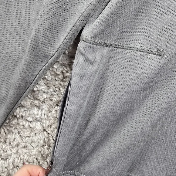 Scottevest Mens Tech Long Sleeve Pullover Shirt Size L Gray Travel Utility - Picture 4 of 14